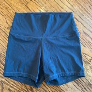 CRZ Yoga Shorts 4" Size Small